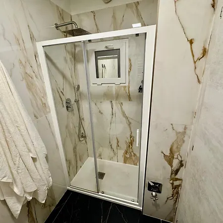 I Loft - Intero Loft Di Lusso A Porta Nuova - Alojamento de Acomodação e Pequeno-almoço