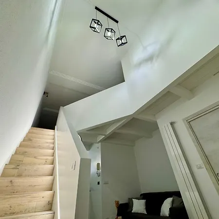 I Loft - Intero Loft Di Lusso A Porta Nuova - فندق مبيت وإفطار