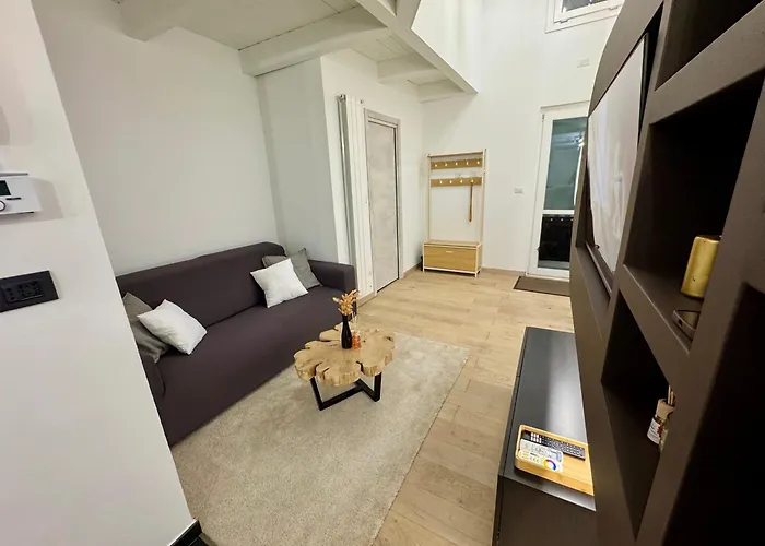 فندق مبيت وإفطار I Loft - Intero Loft Di Lusso A Porta Nuova - 3*